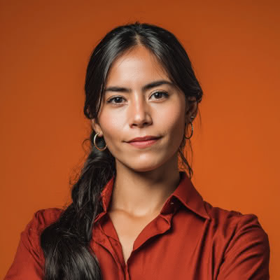 Dra. Lucía V. – Immigration Lawyer